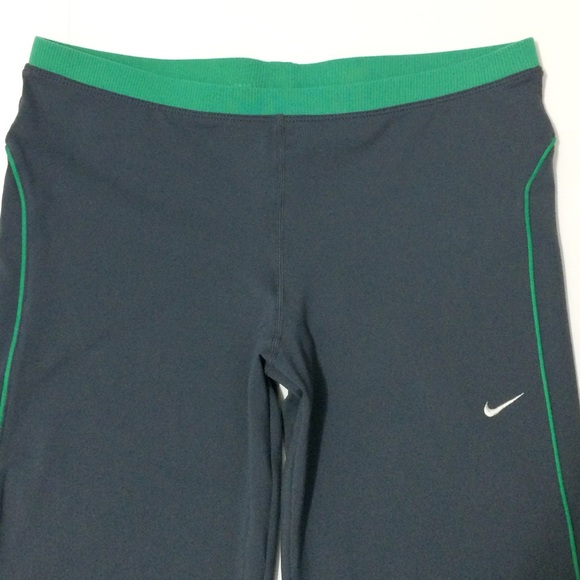 NIKE Fit-Dry Capri Leggings | Grey | Size Medium - Picture 3 of 12